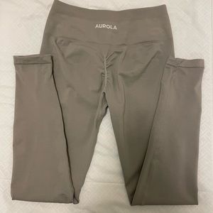 Aurola leggings brand new
